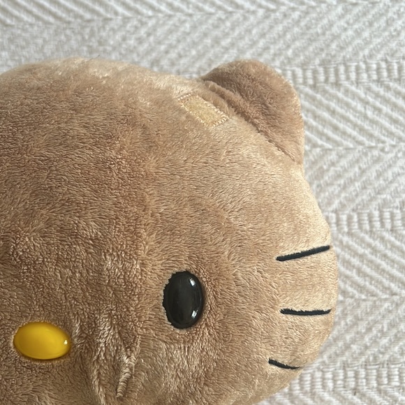 Hello Kitty Hawaiian Sun-kissed Plush | Build-A-Bear - Picture 6 of 9